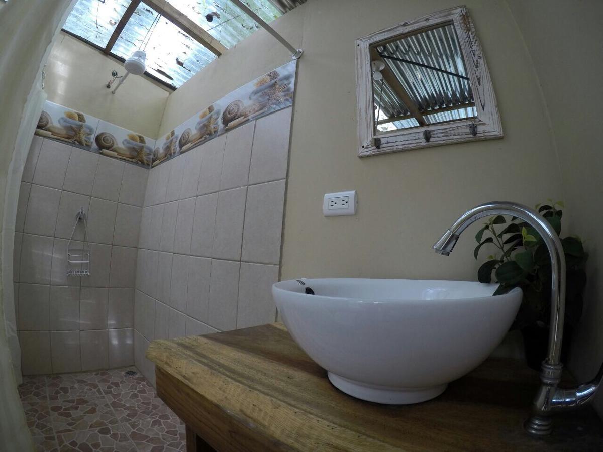 Faith Glamping Dome Costa Rica 호텔 만사니요 외부 사진
